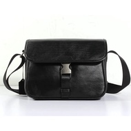 2023 แฟชั่น Casual Messenger กระเป๋าผู้ชายกระเป๋าสะพายไหล่เดี่ยวแนวนอนสไตล์หนัง Mail Bag กระเป๋าเดิน