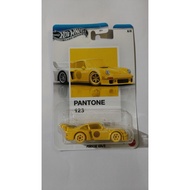 Hot wheels Porsche 934/5 Pantone