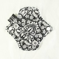 F-9 花圖騰 黑底 15cm -無防水層-輕薄款 布護墊 環保 日常 護墊