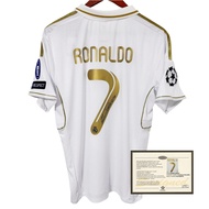 spain jersey real madrid jersey 11-12 Phnom Penh Real Madrid C Luo Yin menandatangani jersi bola sep
