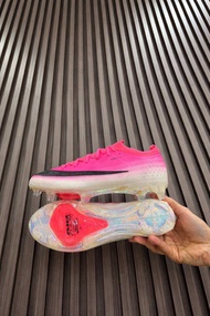 รองเท้าฟุตบอล Air Mercurial Vapor 16
