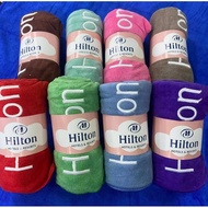 TUALA HILTON DEWASA MATERIAL SERAP AIR