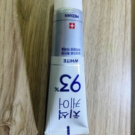 Kem Đánh Răng MEDIAN 93% Màu Trắng Nhập Khẩu Trực Tiếp Thái Lan 120g