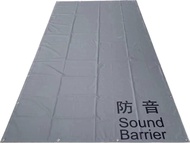 工程隔音布 地盤防音布1.8X3.4米 X0.4MM厚 高密度PVC 隔音布 地盤防音布帆布隔音屏障產品適用於:酒店業、建築業、建築地盤圍網、噪音較大及對阻燃防滑等作用。隔音帆布適用於地盤、噪音較大等