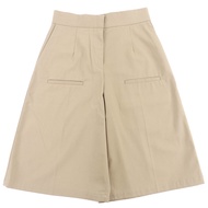 กางเกงขาสั้นผ้าฝ้าย 100% ทรงเข้ารูป LOEWE รุ่น S359Y04XCW สีเบจ ไซส์ 36 ผลิตในอิตาลี ของแท้ ยังไม่เค