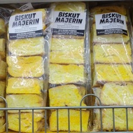 BISKUT MAJERIN BERGULA