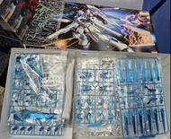 MG [0093] RX-93-v2 Hi-v Gundam (日本電鍍藍)
