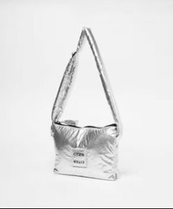 <最後一個全新> 日本 CITEN United Arrows 銀色 雙口袋單肩包 Sliver CITEN Silver Padded Shoulder Bag