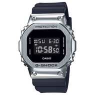 NEW ORIGINAL CASIO G-SHOCK GM-5600-1 SILVER METAL BAZEL READY STOCK JAM TANGAN LELAKI MEN WATCH