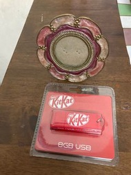 Mini Photo frame & Kit Kat USB