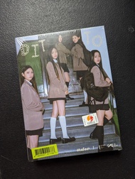 [ONHAND SEALED] NEW JEANS - OMG OFFICIAL ALBUM WEVERSE • Danielle Haerin Hanni Minji Hyein Version