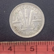 Australia 19 ** Year 3 Pence Silver Coin 6.5