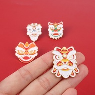 Traditional Chinese Culture Lion Dance Brooch Personality Cartoon Red Lion Head Metal Badge Festive Jewelry Pin Gifts for Friends Student Prizes