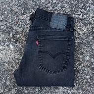 J 11/31 Used Jeans 502 Model super black Year 2021 4996 Buttons Production Maxico Actual Waist 31.5 