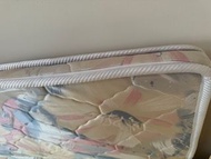 全新 單人床墊 90*180cm