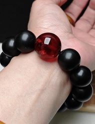 俄羅斯全黑滿礦藥珀優質爆花血珀設計款琥珀手鍊/手串血珀21+mm藥珀18+mm 45.5gHK＄885❌620 性價比高安神助眠、活血化瘀、促進血液循環、增強免疫力等、改善睡眠品質、舒緩焦慮和壓力、辟