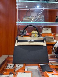 門市現貨～Hermes Kelly 25 黑銀 epsom k stamp