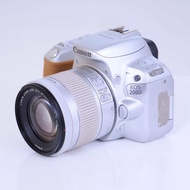 Kamera Canon 200D kit 18-55mm STM Bekas Silver Support Wifi / TouchScreen
