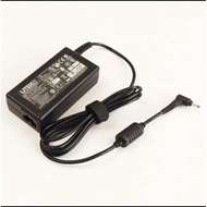 Original Acer Chromebook C720 C720-2103 C720P C720P 65W 3011 Charger Adapter