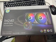 Thermaltake TH240 ARGB Sync 主板連動版一體式水冷散熱器