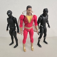 Mafex Spiderman Stealth Suit, Shazam,  Black Panther（共3盒）