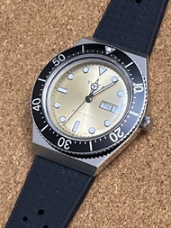 Timex Q/ Timex M79/ Retro Style/ Automatic Watch/ TW2W47600ZV/ Golden Dial