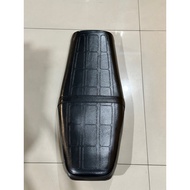 FLAT SEAT ASSEMBLY TMX155- SLV
