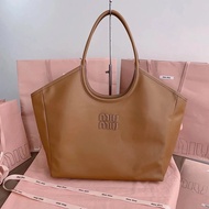 MiuMiu Preferred Goods Isetan Underarm Moon Limited Edition Isetan Series Design Exquisite High-End 