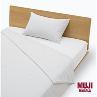 MUJI Pcm Cooling Thin Duvet Set ( Single only have 1 pillow case )