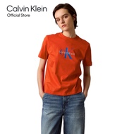 CALVIN KLEIN เสื้อยืดคอกลมแขนสั้นผู้หญิง Monogram Logo ทรง Regular รุ่น 47B865G TNC - สีส้ม