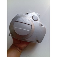 Right tank cover carburetor cover Yamaha l2super L2s l2sn original nos 2N3-15413-01