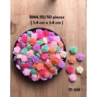 RM4.50/50 pieces : TF-019 - Resin - Bunga - Flower - 1.4 cm x 1.4 cm