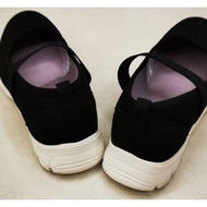 XES Ladies Stylish Slip On Sneakers  (Black)