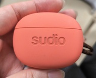 瑞典Sudio Tolv 珊瑚橙色 石墨烯纳米科技 真無線藍牙耳機，蘋果機和安卓機都通用通用(九成新)，港鐵將軍澳線港島線交收，先拿先得