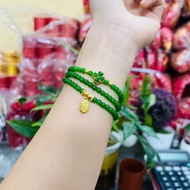Green 4-cup stone bracelet wrapped with 3 rings mixed with 4-leaf clover charm