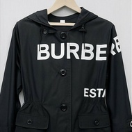BURBERRY 黑白時尚風衣