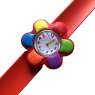 彩色花瓣卡通拍拍表 啪啪圈儿童果冻可爱女学生电子手表Colorful petal cartoon patting watch, clapping circle for children20250707