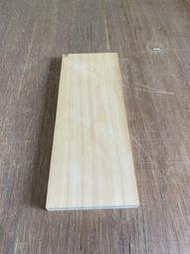 9.5x25.5公分 厚度1.5公分 台灣檜木板