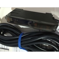 New E3X-NA41 PNP  E3X-NA11 NPN O ptical Fiber Amplifier Sensor Photoelectric Sensor