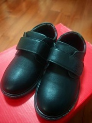 Warrior 黑色魔術貼童鞋 返學鞋 黑皮鞋 男童黑鞋