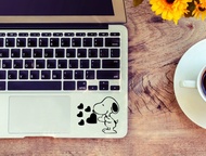Decal Sticker Macbook Apple Snoopy Cartoon Love Stiker Laptop Lucu