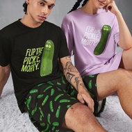 เสื้อคลุมนอน ลายปริทัศน์โลกอเนกประสงค์ของ Rick Sanchez Morty Smith Pickles พิมพ์ สีม่วง รุ่น FALL