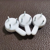 3-legged nail for hanging photo frames, super sturdy picture frames