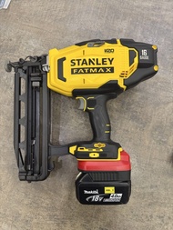 STANLEY 無線釘槍 可以使用makita 18V電池