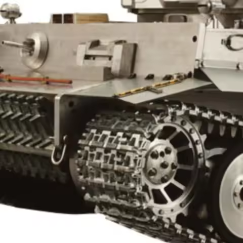HENG LONG RC Tank High Remote Control Full Metal 1/8 German Giant Tiger I 3818 RTR Model Toys For Bo