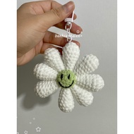 GD handmade daisy flower keychain