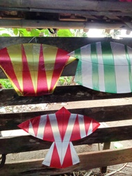 Rangka layang layang bambu hitam (isi kertas benang lem tali dan bambu rakitan)