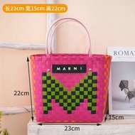 Marniเบเกอรี่แฮนด์เมดใหม่กระเป๋าถือตะกร้าผักทอวันหยุดชายหาดช้อปปิ้งกระเป๋านักเรียนคอมพิวเตอร์ของว่าง