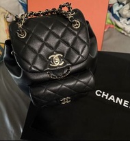 Chanel Duma backpack 黑金牛皮