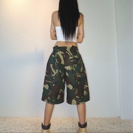 88R — Military Bermuda Pants กางเกงลายทหาร3ส่วน เอวยางยืด ตกแต่งกระเป๋าหน้าหลังและหมุดเงิน